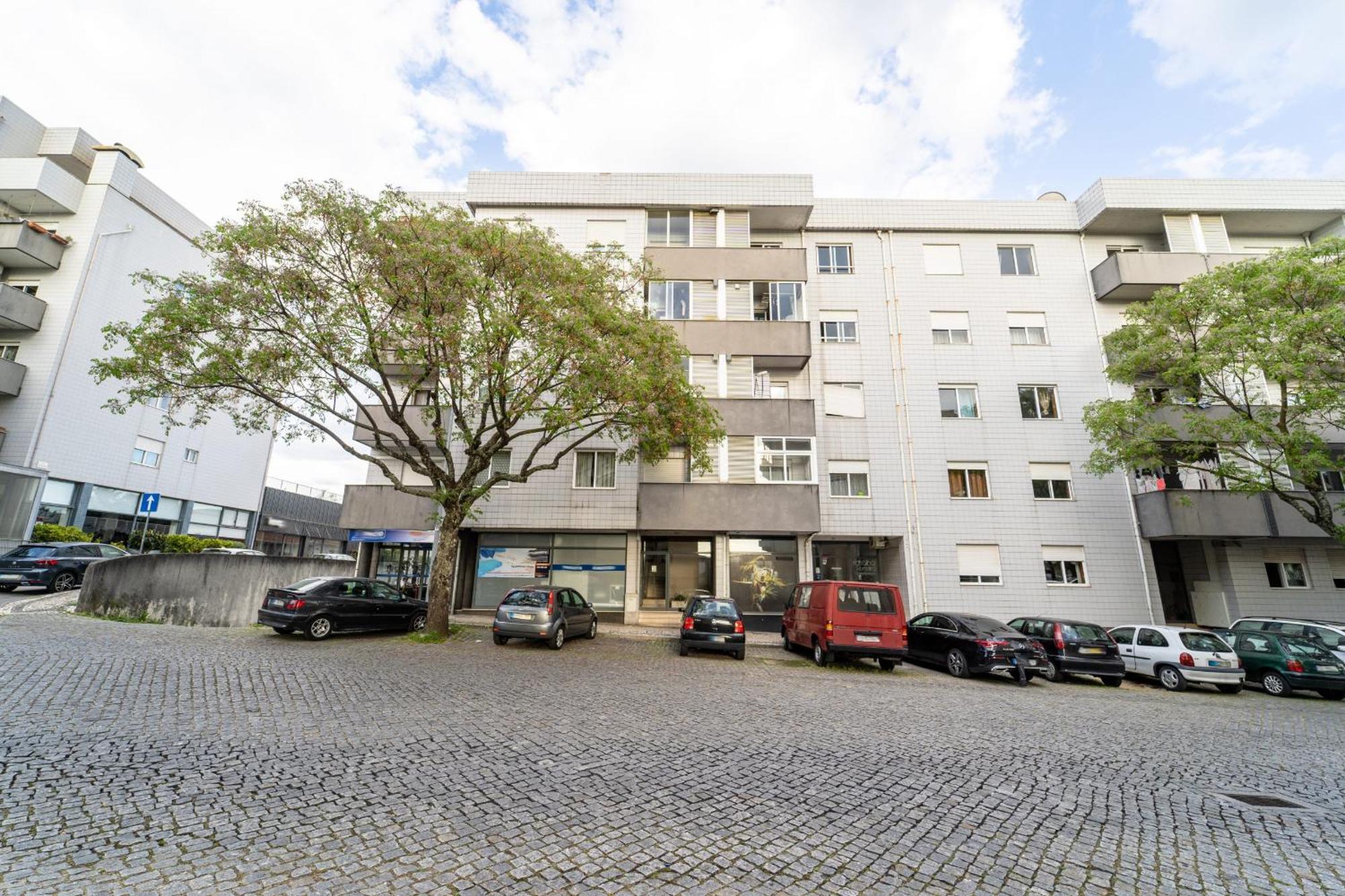 Flat Armada II - Apartamento T5 Junto Ao Bragaparque Dış mekan fotoğraf